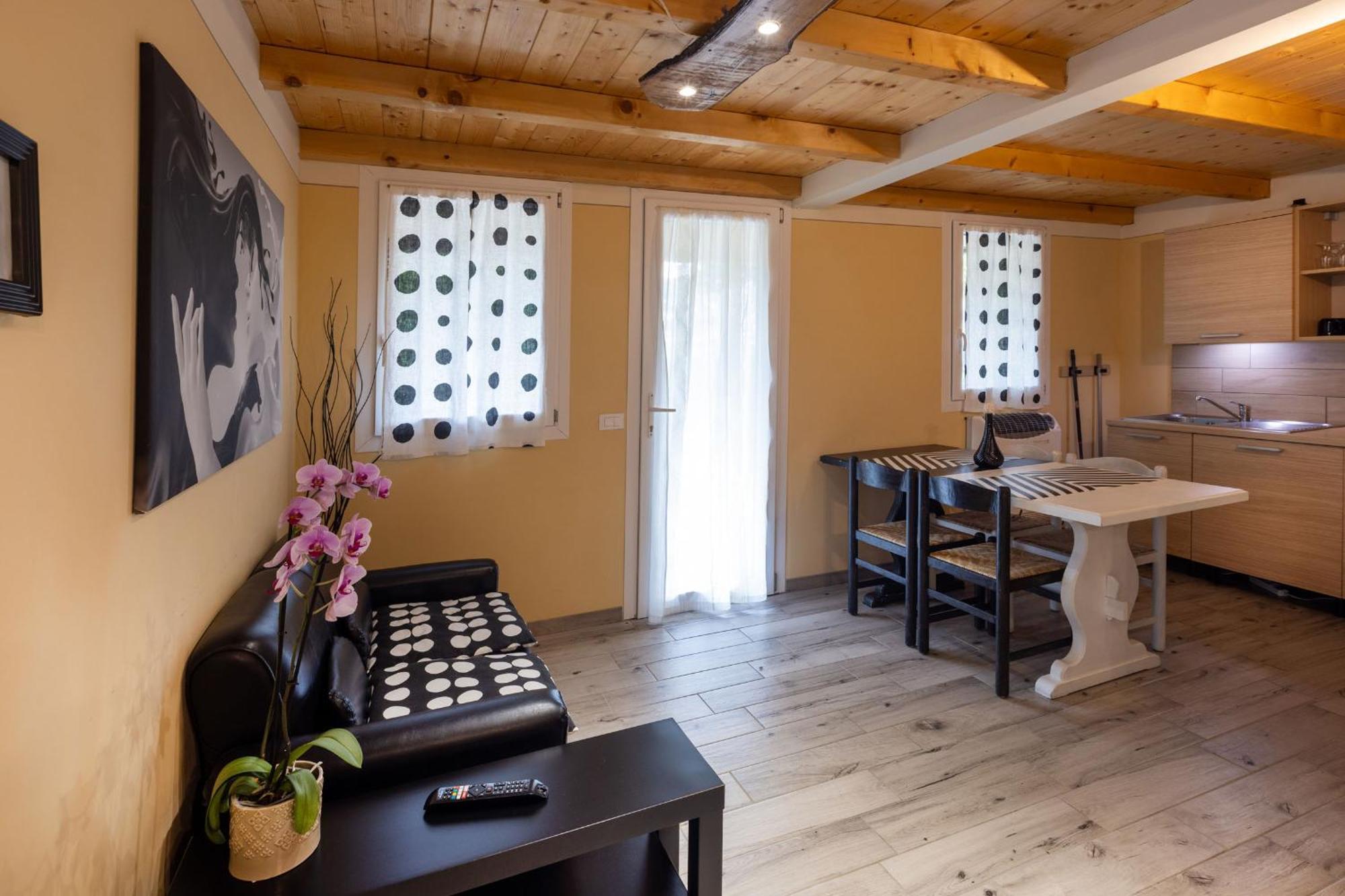 Camping Camplani Zone Eksteriør bilde