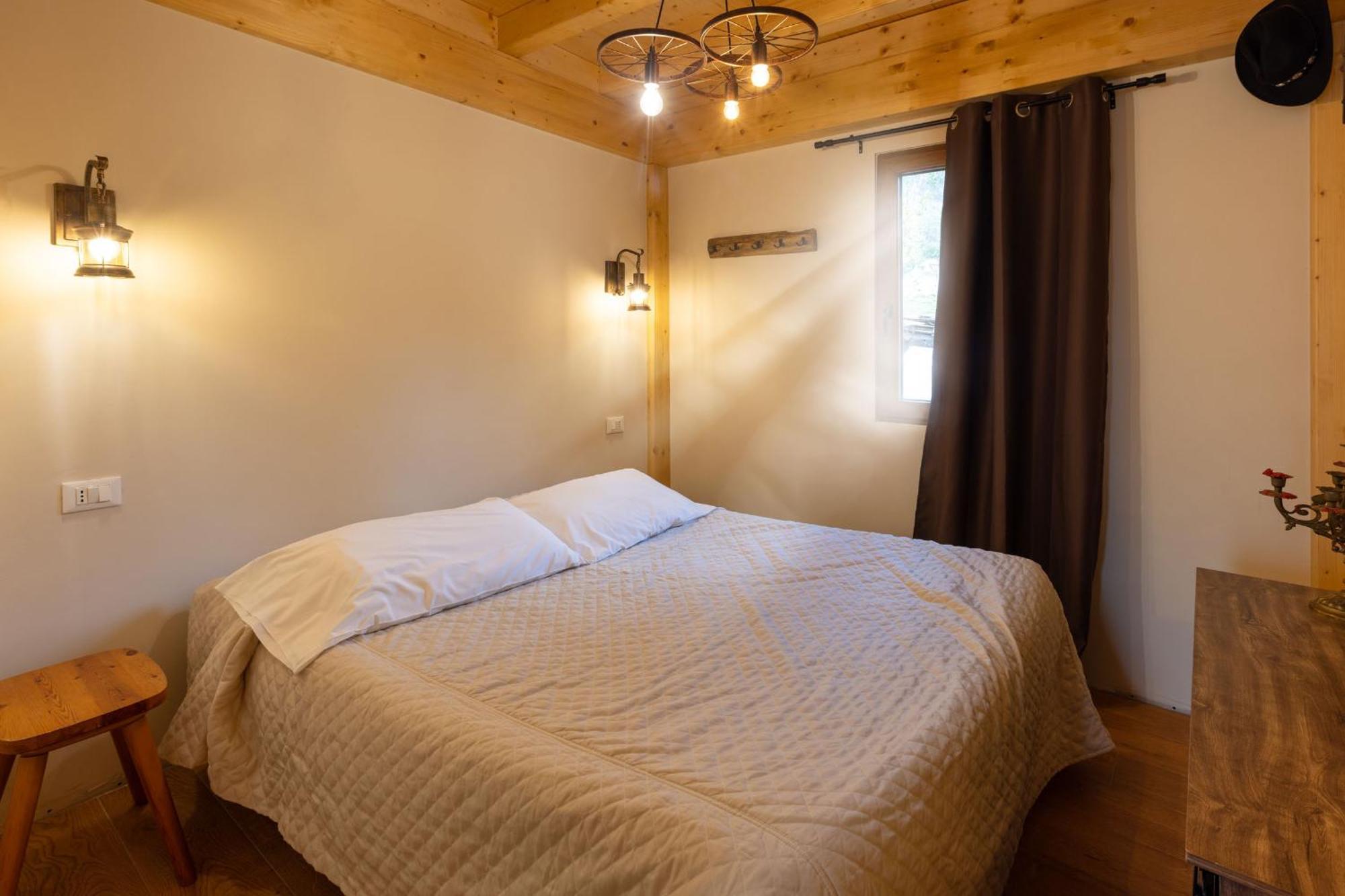 Camping Camplani Zone Eksteriør bilde